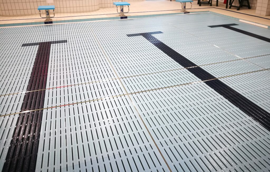 Movable Pool Floor
